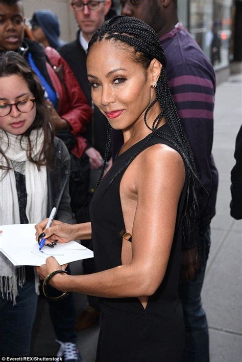 Jada Pinkett Smith flashes toned body in feathered mini skirt